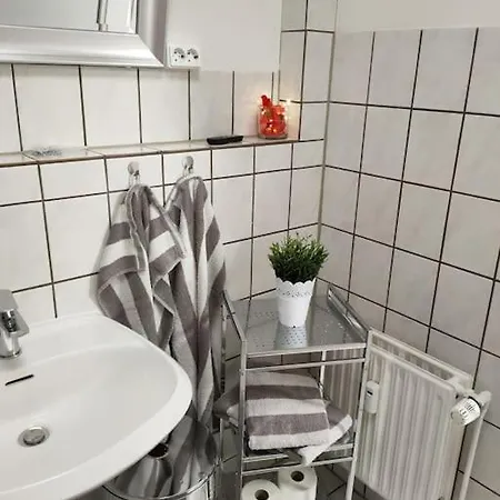 شقة Gemuetliche Einliegerwohnung Im Fachwerkhaus Broeckel